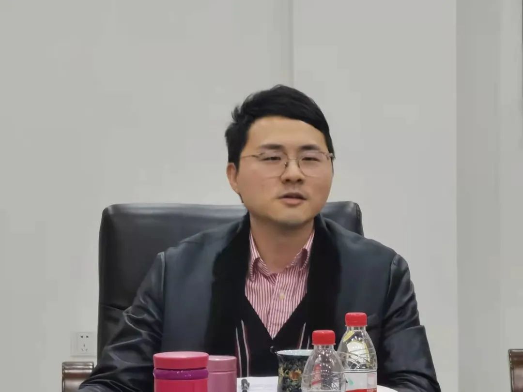 遠(yuǎn)程監(jiān)控,報(bào)警巡邏,清機(jī)加鈔,清分整點(diǎn),憑證寄庫,頭寸箱寄庫,商鋪安保,智能家居