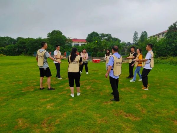 遠程監(jiān)控,報警巡邏,清機加鈔,清分整點,憑證寄庫,頭寸箱寄庫,商鋪安保,智能家居